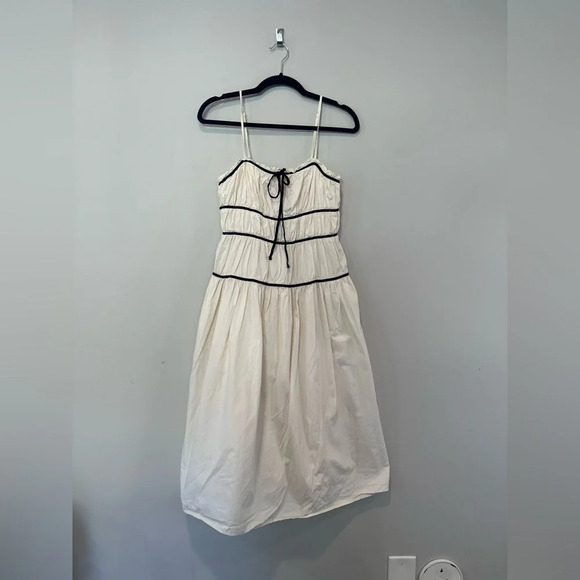 Momni Monochromatic Black and White with Contrast Lining Midi Dress Small 1543 - Picture 5 of 13